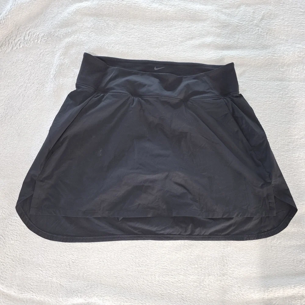 Nike Dri Fit‎ Skort Womens M Black Lined Stretch Golf Tennis Pleated Athleisure